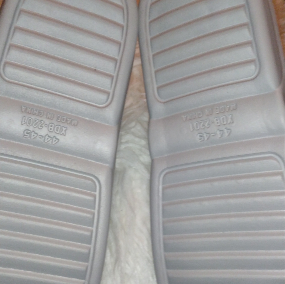 NEW IMITATION CROCS - Picture 5 of 12